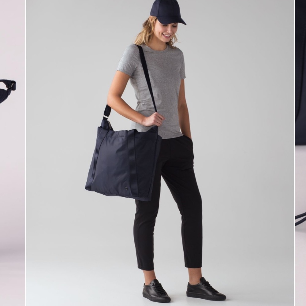 🖤RARE Lululemon Carry the Day Bag🖤